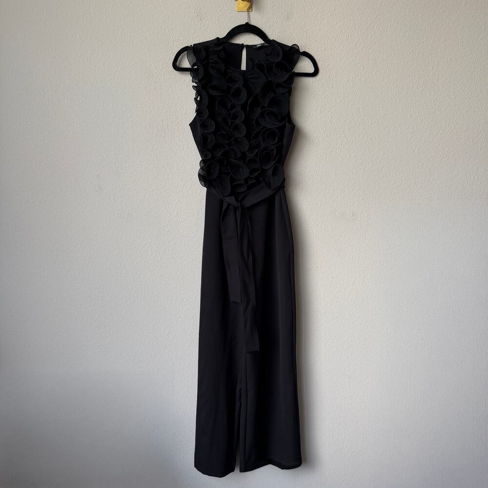 Zara Black Textured Crepe Floral Appliqué Jumpsuit NWT NEW Size XS - Picture 2 of 5
